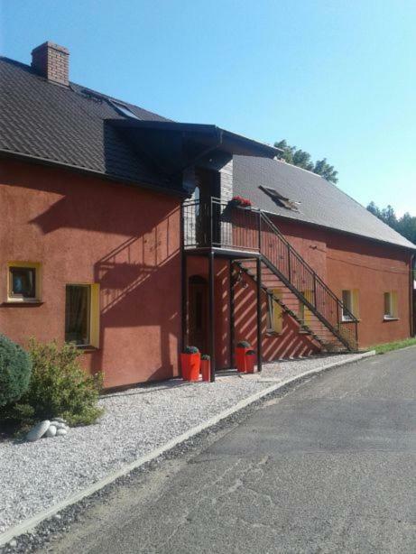 Przytulne Na Poddaszu Jelenia Góra Buitenkant foto